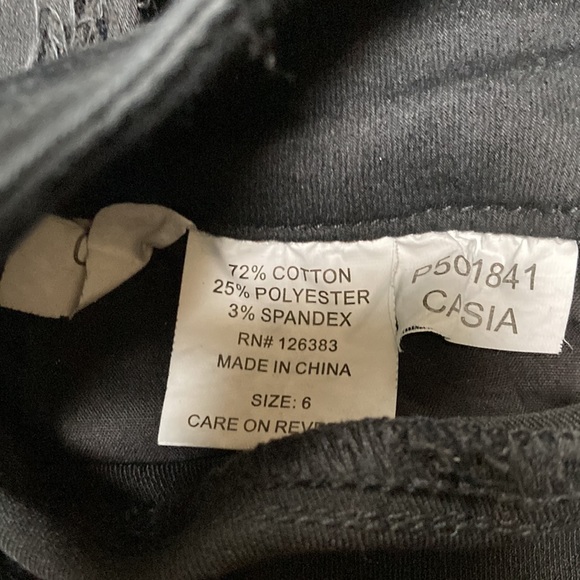 Black pull on flare funky jean - Picture 3 of 3